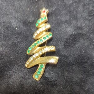 Gold and Green Christmas Tree Brooch Vtg